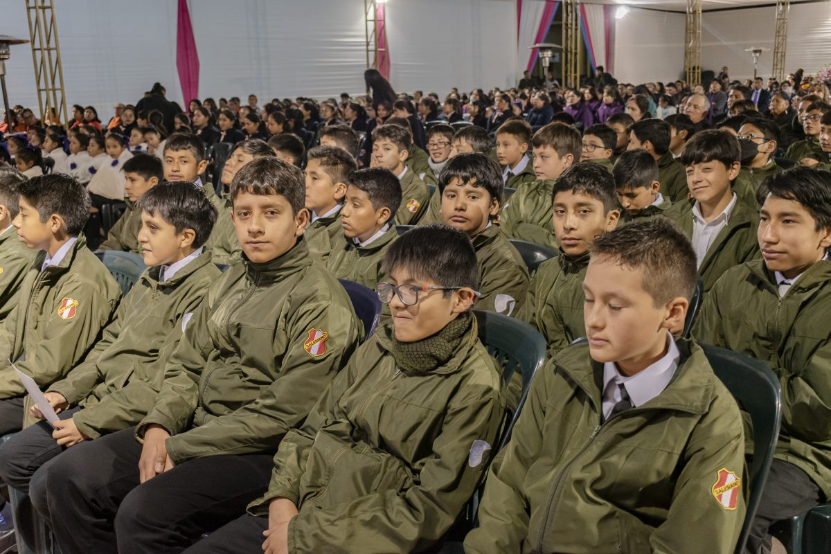 Así se vivio la Novena a María Auxiliadora | Colegio Salesiano Cusco